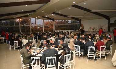 BAŞKAN AVCIOĞLU İLÇE PROTOKOLÜ VE BASINLA İFTARDA BULUŞTU