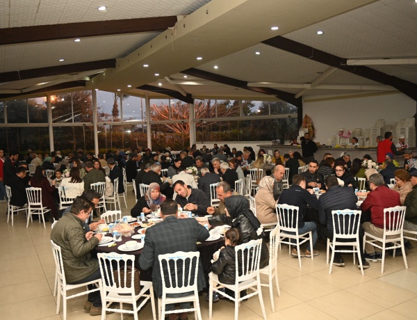 BAŞKAN AVCIOĞLU İLÇE PROTOKOLÜ VE BASINLA İFTARDA BULUŞTU