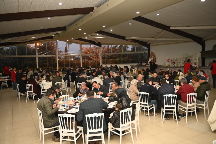 BAŞKAN AVCIOĞLU İLÇE PROTOKOLÜ VE BASINLA İFTARDA BULUŞTU