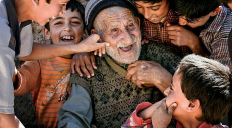 HUZURLU BAYRAMLAR